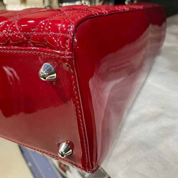 Large Lady Dior Red Patent leather - Picture 7 of 11